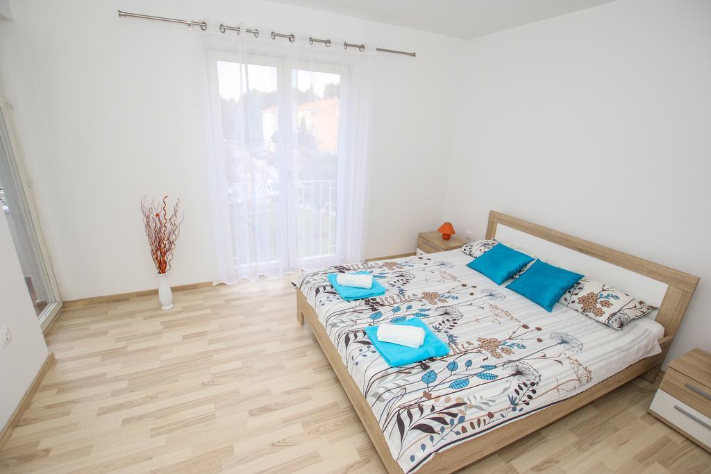 Apartment Bojan Porec Bagian luar foto