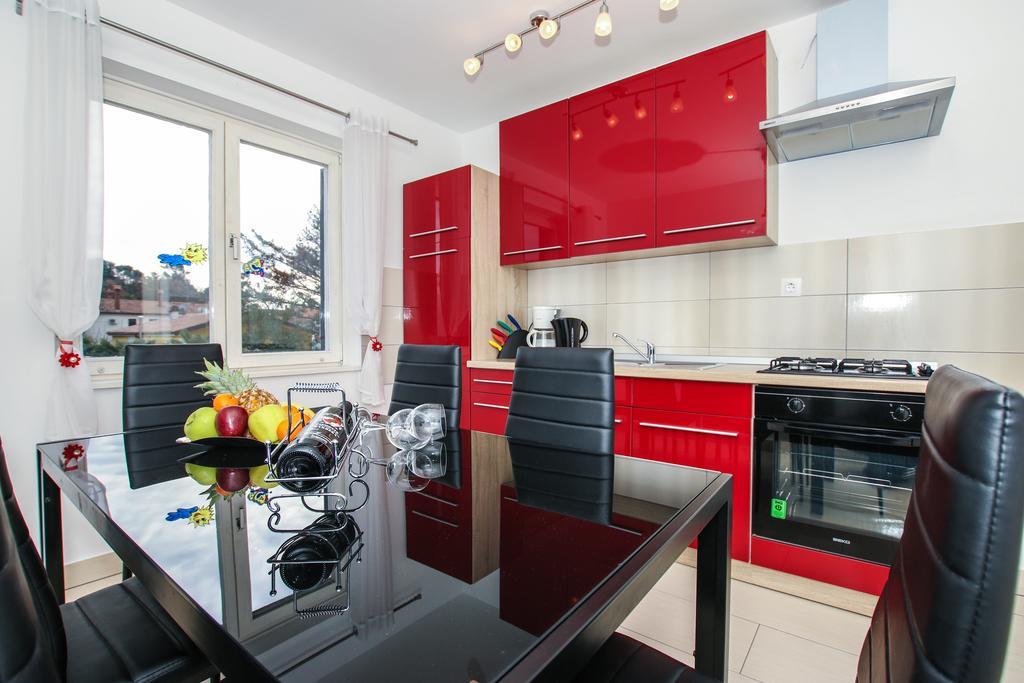 Apartment Bojan Porec Bagian luar foto