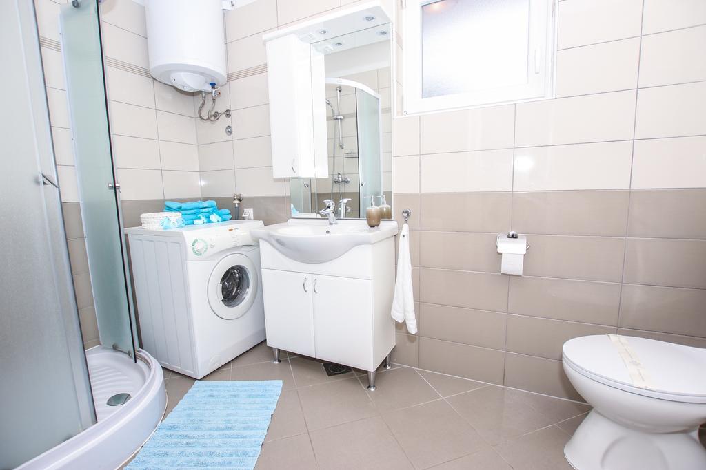 Apartment Bojan Porec Bagian luar foto
